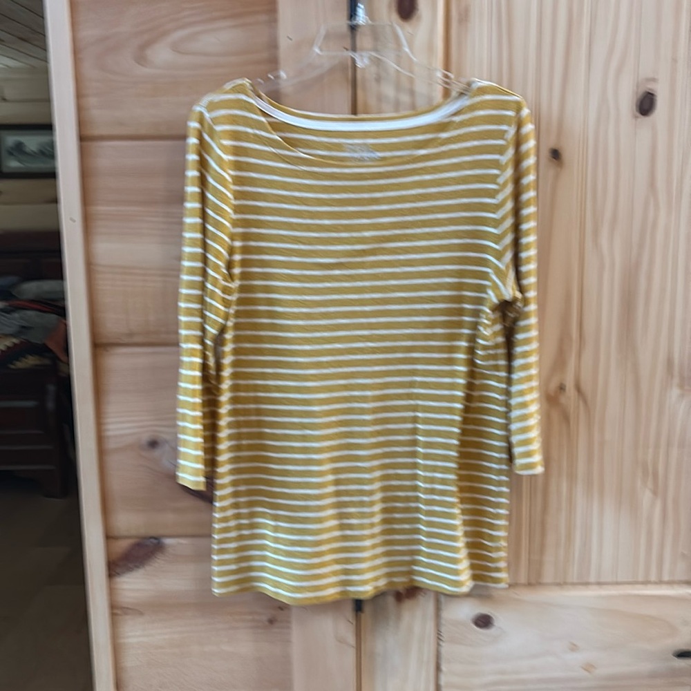 Perfect spring top, 3/4 length sleeves